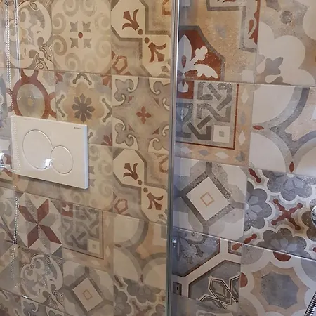 Nyaraló Lapis Domus